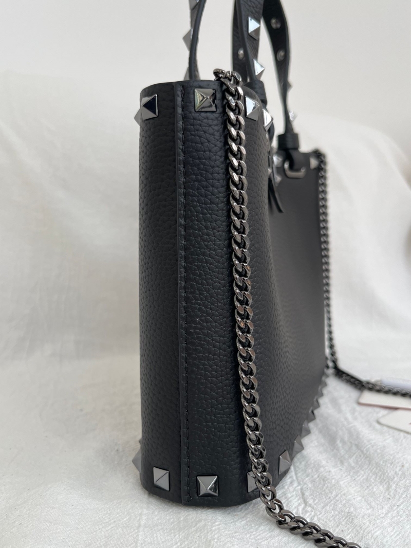 Va1e*ntin0 top handle bag